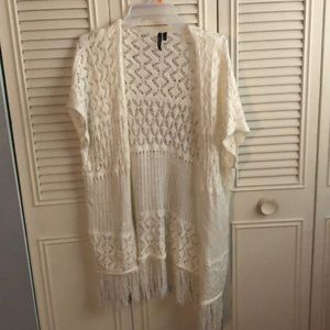 White knit vest